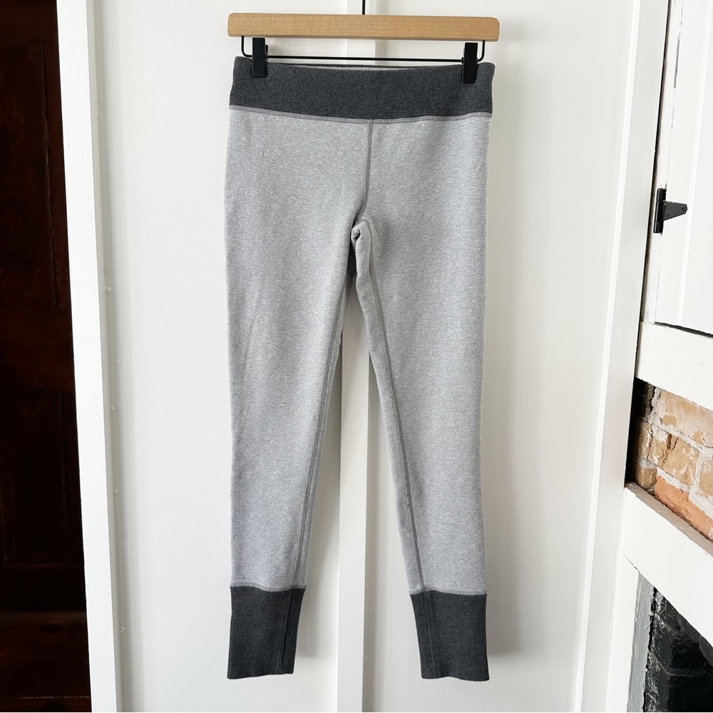 IVIVVA grey sweatpant